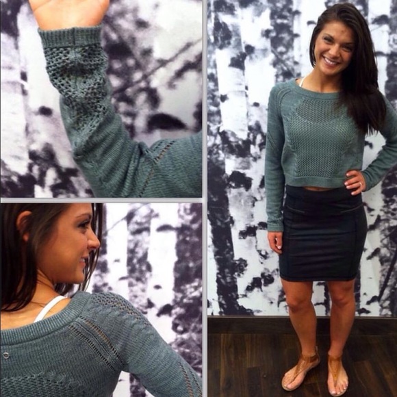 lululemon 4/6 rocket skirt savasana black camo - Picture 2 of 8